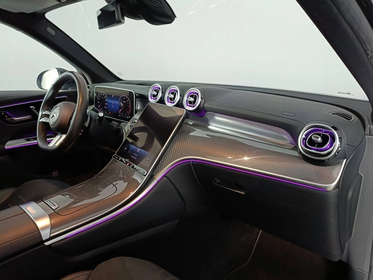 10 - Mercedes-Benz GLC 220 d AMG Premium Plus 4matic auto