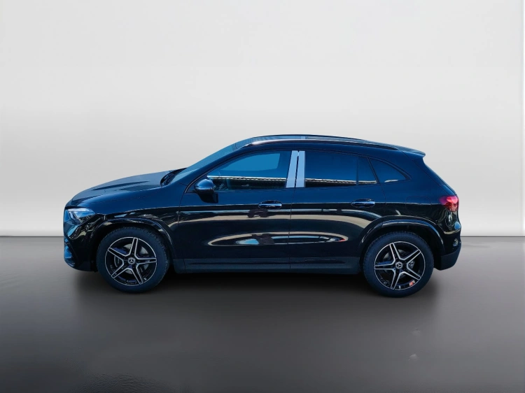 3 - Mercedes-Benz GLA 200 d Automatic 4MATIC