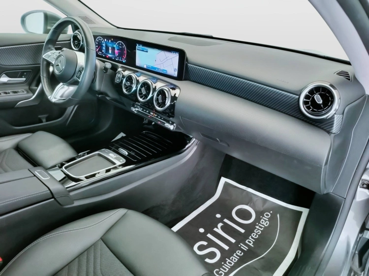 10 - Mercedes-Benz Classe A 180 d Progressive Advanced auto