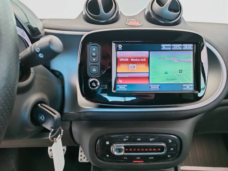 17 - smart fortwo Fortwo 1.0 Superpassion 71cv twinamic