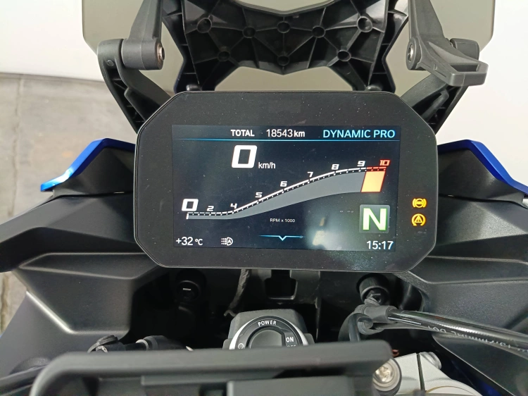 8 - BMW Motorrad F 900 XR F 900 XR Sport Abs