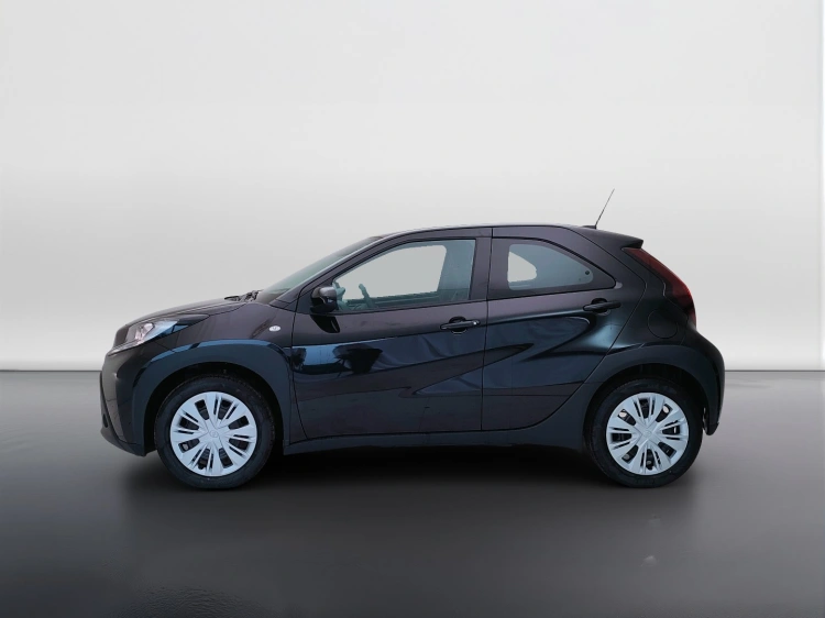 3 - Toyota Aygo X AYGO X 10B MT ACTIVE MY24
