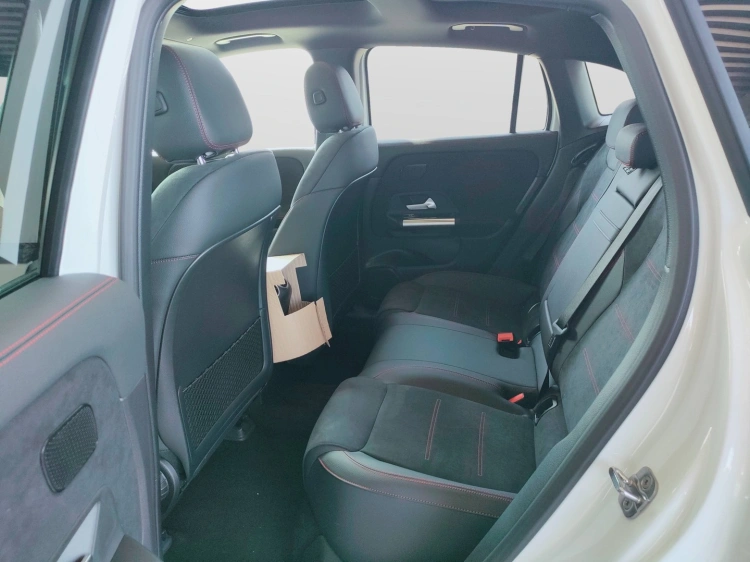 12 - Mercedes-Benz EQA 250+