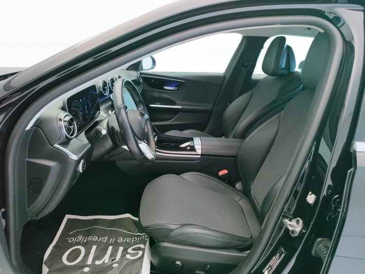 13 - Mercedes-Benz Classe C SW 220 d mhev Sport auto