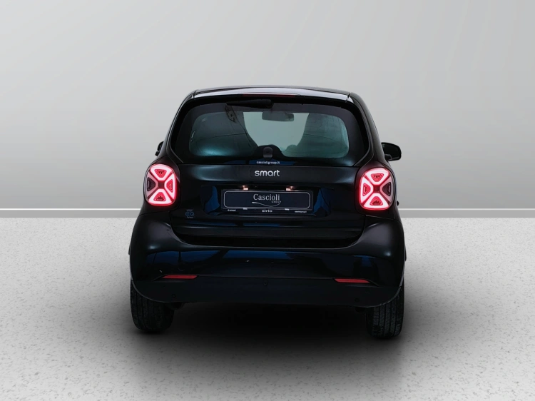 4 - smart fortwo Fortwo eq Prime 22kW