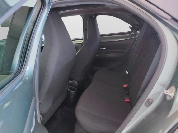 11 - Toyota Aygo X Aygo X 1.0 Trend Air 72cv
