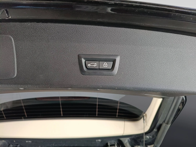 19 - BMW X1 X1 sdrive20d xLine