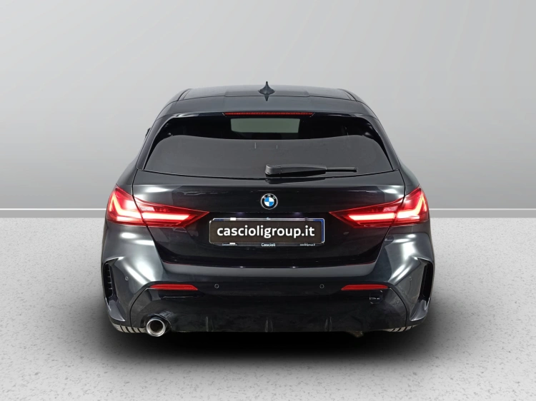 5 - BMW Serie 1 116d Msport auto