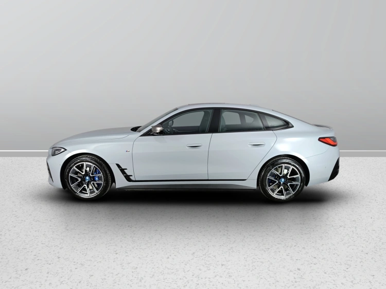 6 - BMW i4 M i4 M50 auto