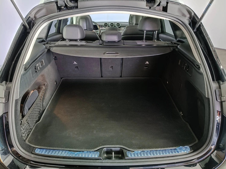 15 - Mercedes-Benz GLC 220 d AMG Advanced 4matic auto