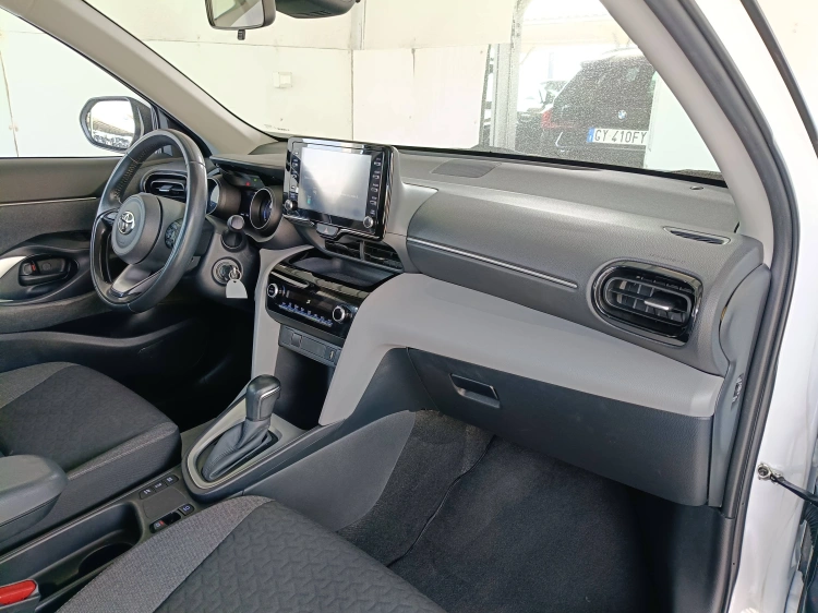 10 - Toyota Yaris Cross Yaris Cross 1.5h Active fwd 116cv e-cvt