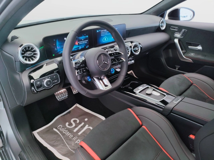 17 - Mercedes AMG Classe A Mercedes-AMG A 35 RACE EDITION 