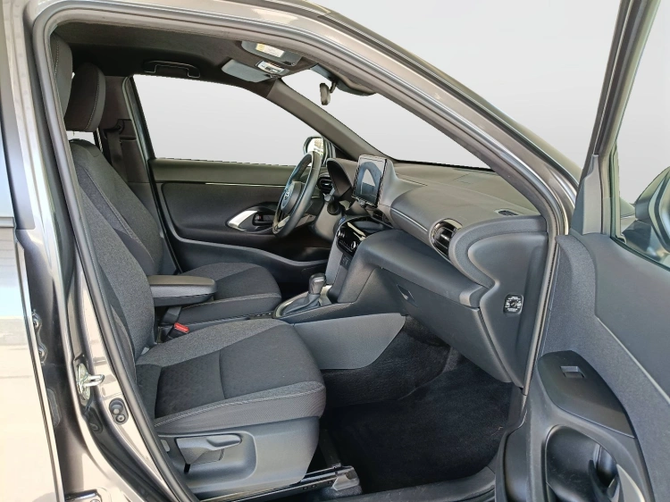 11 - Toyota Yaris Cross TOYOTA Yaris Cross 1.5 Hybrid 5p. E-CVT Trend