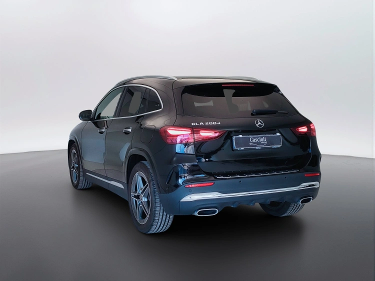 7 - Mercedes-Benz GLA 200 d AMG Line Premium auto