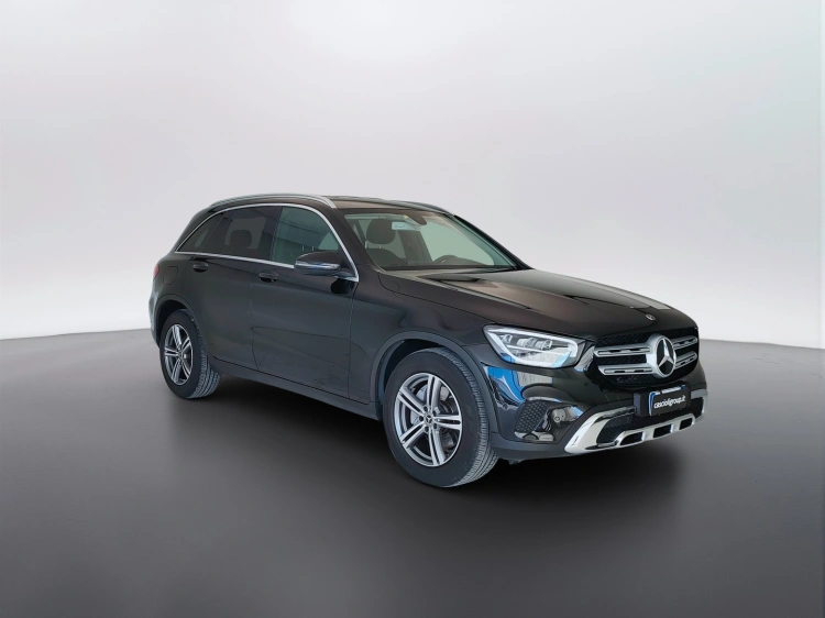 3 - Mercedes-Benz GLC 220 d Sport 4matic auto