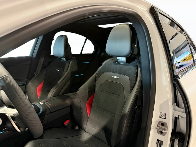 29 - Mercedes AMG Classe E E 53 AMG Hybrid 4MATIC+