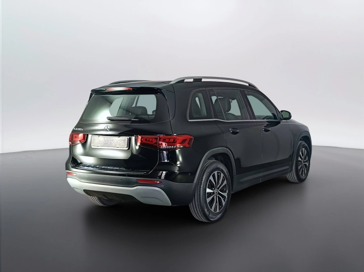 4 - Mercedes-Benz GLB 180 d Sport auto