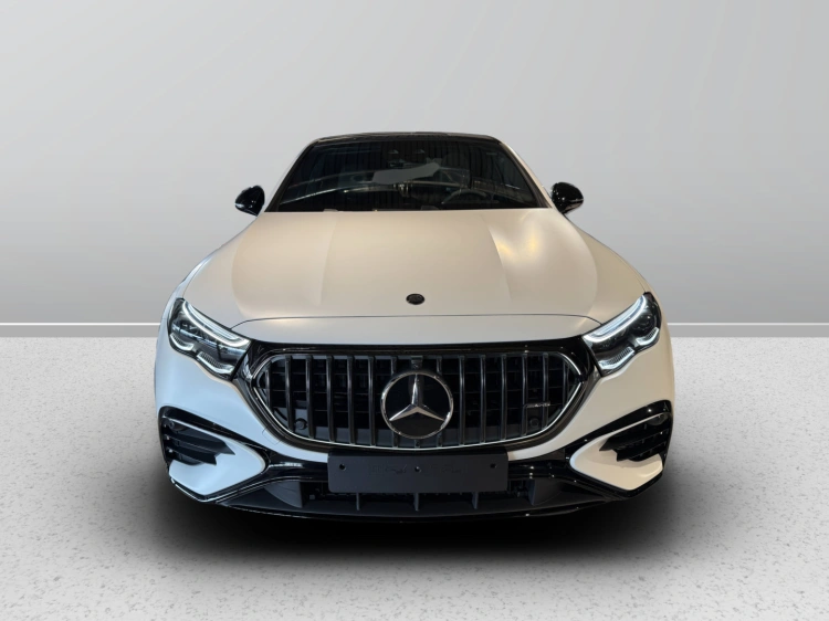 2 - Mercedes-Benz CLASSE E 53 Hybrid 4MATIC+