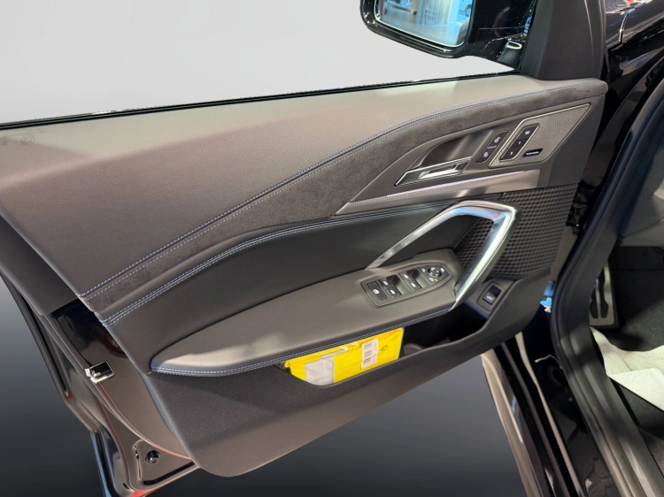 21 - BMW X1 M BMW X1 M35i xDrive