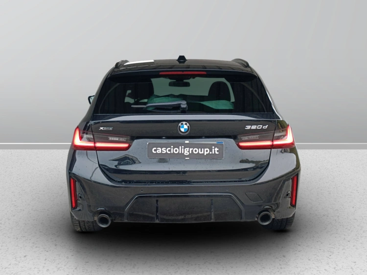 5 - BMW Serie 3 320d Touring mhev 48V Msport xdrive auto