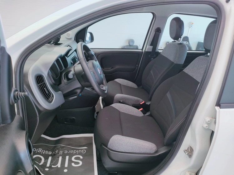 14 - Fiat Panda III 2021 Panda 1.0 firefly hybrid City Life s&s 70cv 5p.ti