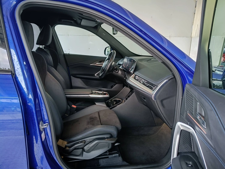 11 - BMW X1 X1 sdrive18d MSport auto
