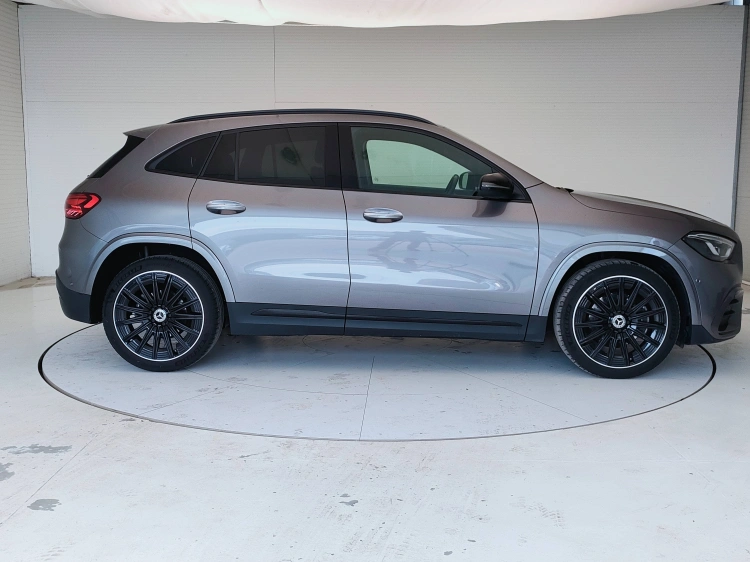 4 - Mercedes-Benz GLA 200 d AMG Line Premium auto