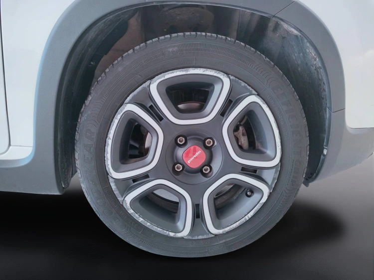 9 - Fiat Panda Panda 1.0 firefly hybrid City Life s&s 70cv