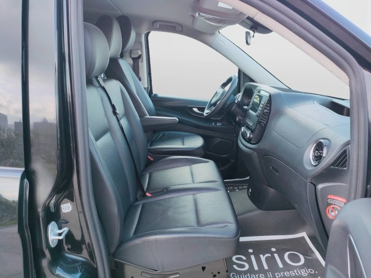 15 - Mercedes Vans Vito 114 cdi long tourer pro auto my20