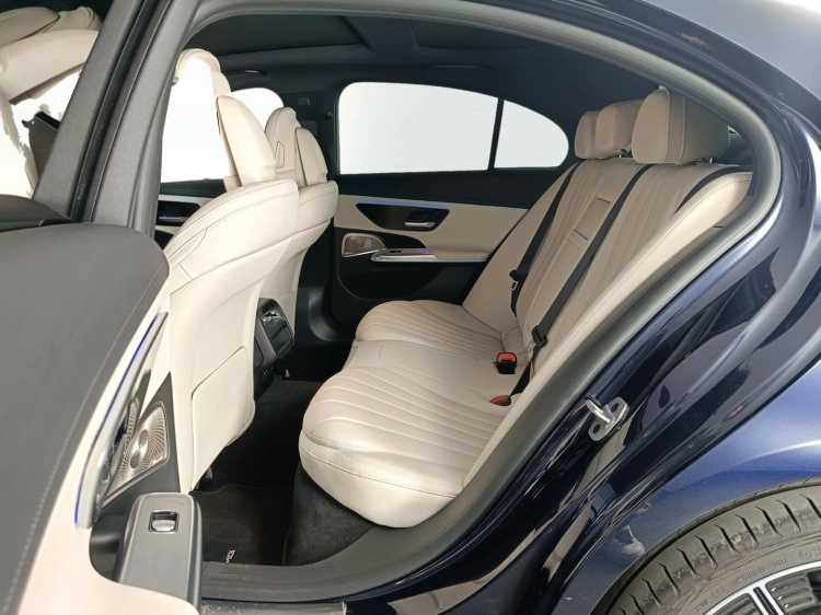 10 - Mercedes-Benz Classe E 220 d AMG Line Premium auto
