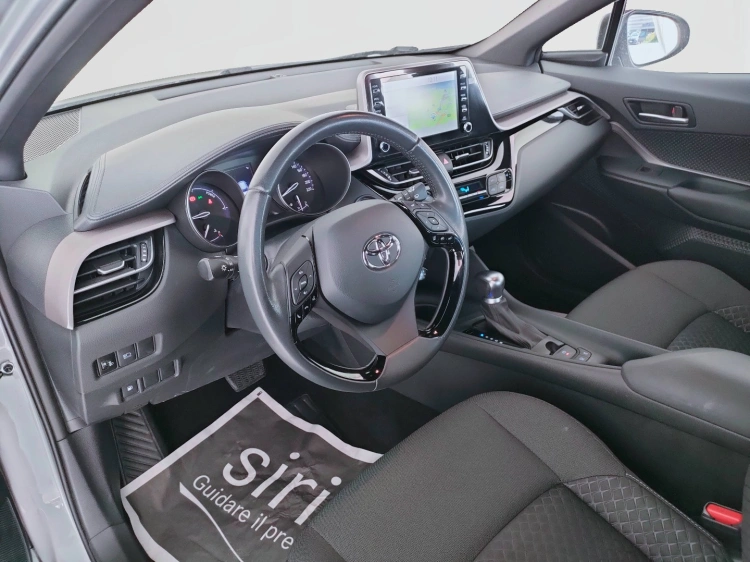 14 - Toyota C-HR C-HR 1.8h Business e-cvt