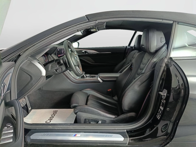 11 - BMW Serie 8 840d Cabrio mhev 48V xdrive auto