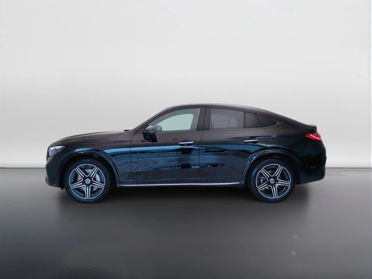 3 - Mercedes-Benz GLC 220 d AMG Line Premium Plus 4matic auto