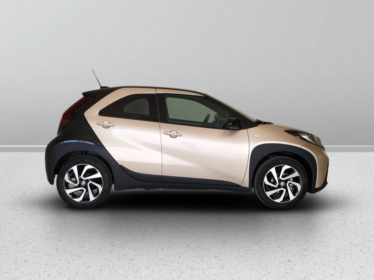 7 - Toyota Aygo X AYGO X 10B MT TREND MY24