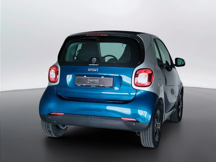 6 - smart fortwo Fortwo eq Passion 4,6kW