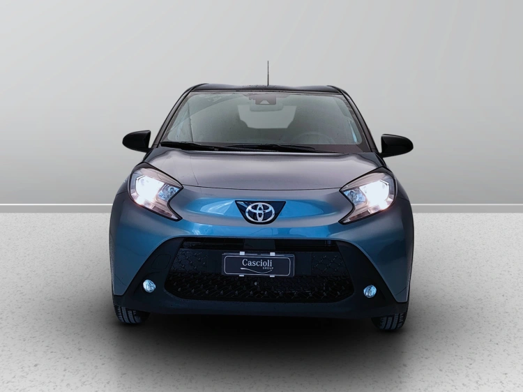 2 - Toyota AYGO X AYGO X 10B MT TREND MY24