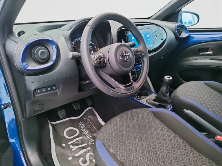 14 - Toyota Aygo X Aygo X 1.0 Trend 72cv