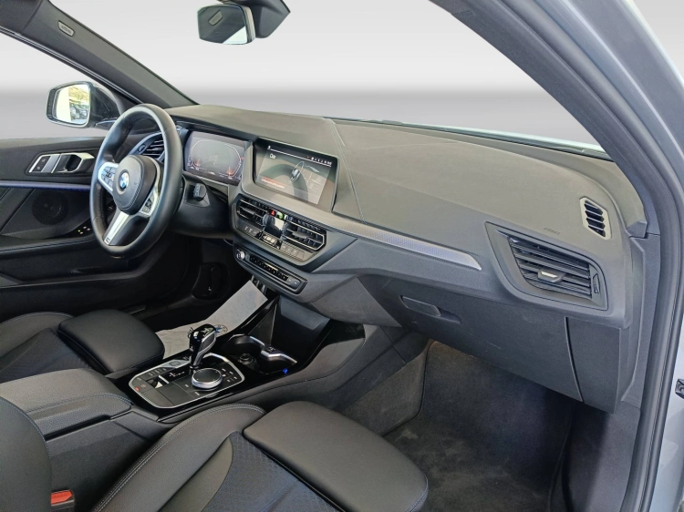 10 - BMW Serie 1 118d Msport auto