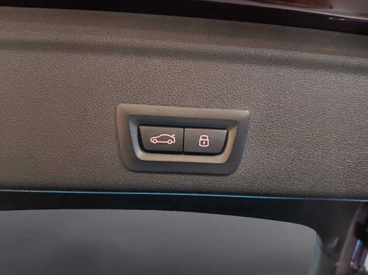 20 - BMW X6 BMW X6 xDrive40d M Sport