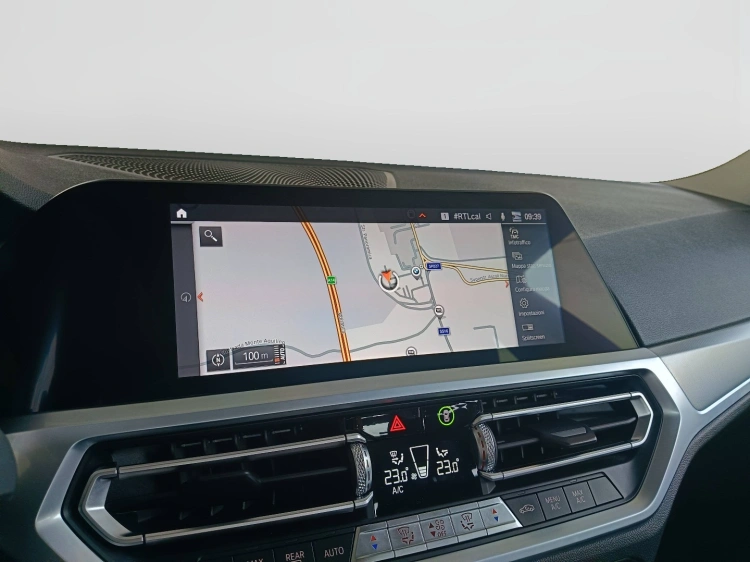 13 - BMW Serie 3 320d auto