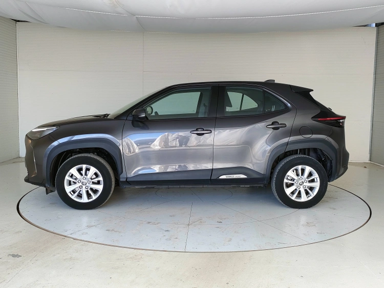 3 - Toyota Yaris Cross Yaris Cross 1.5h Business fwd 116cv e-cvt