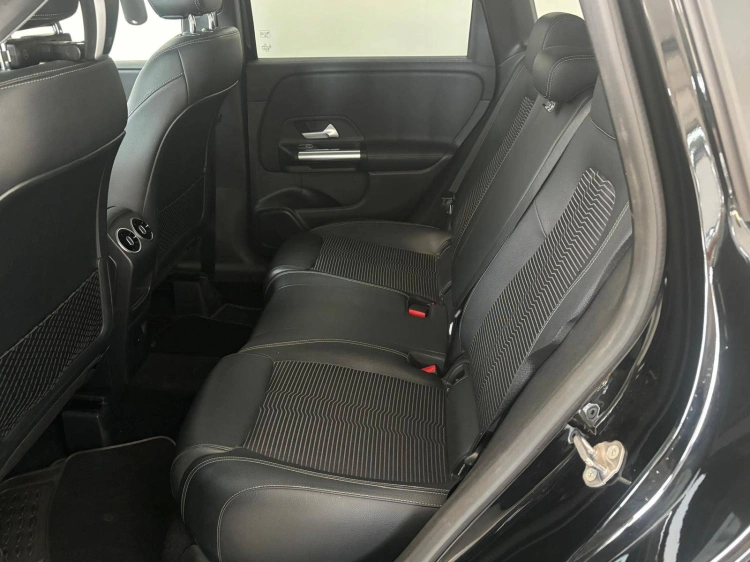 14 - Mercedes-Benz Classe B 180 Sport Plus auto