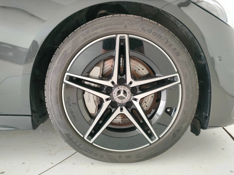 8 - Mercedes-Benz Classe C SW 200 d mhev AMG Line Advanced auto