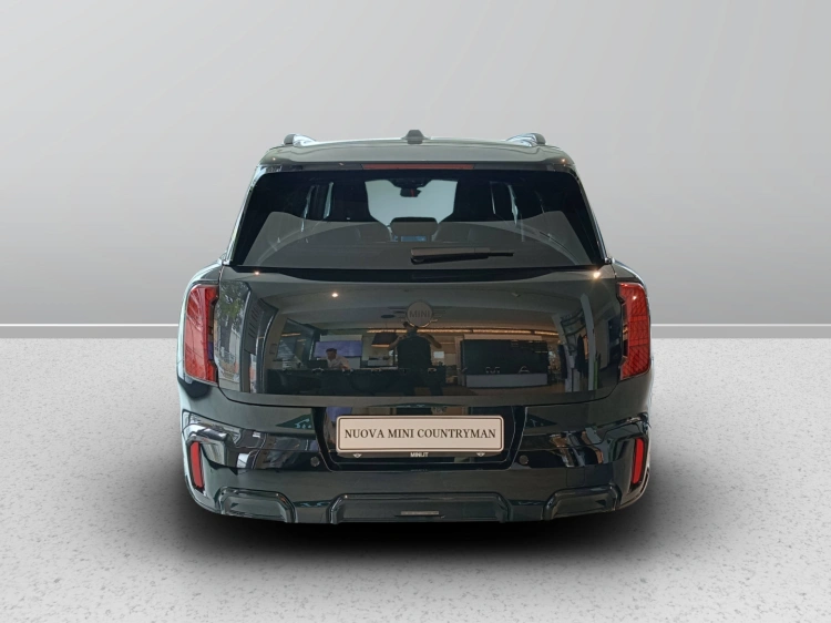 4 - MINI Countryman MINI Countryman D