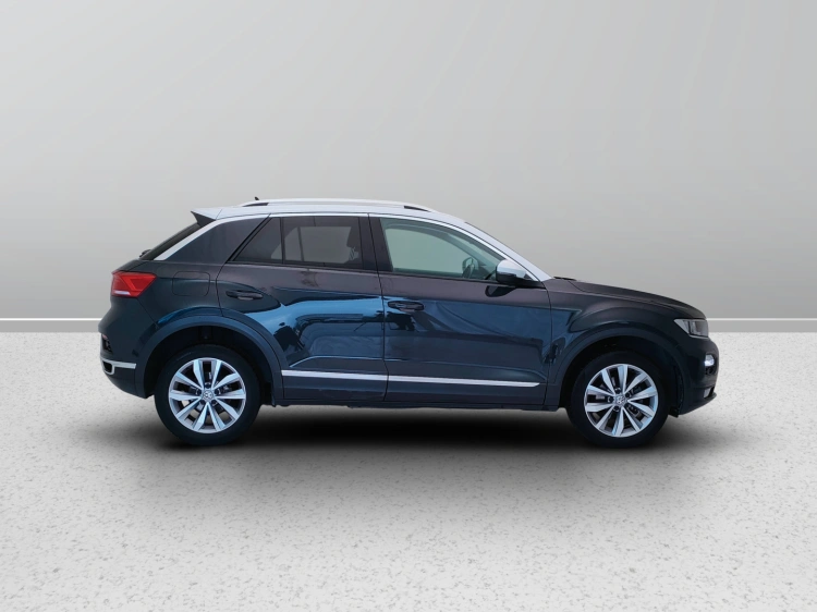 7 - Volkswagen T T-Roc 1.6 tdi Style