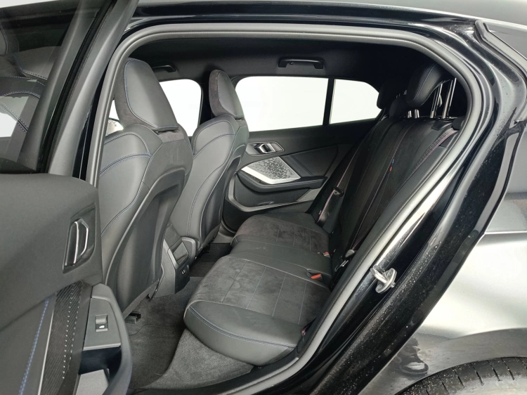 9 - BMW Serie 1 118d MSport Pro auto