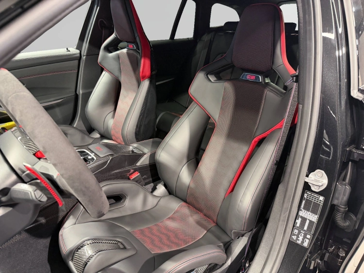 37 - BMW M M3 M3 CS Touring