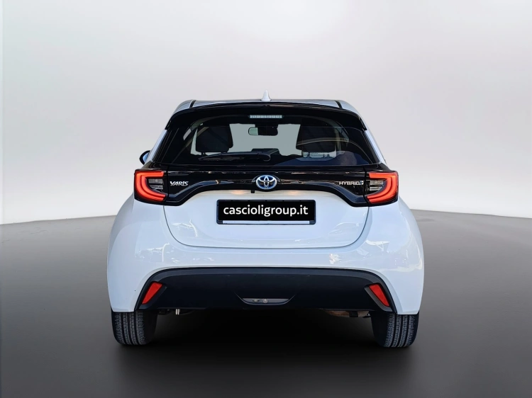 5 - Toyota Yaris Yaris 1.5h Trend