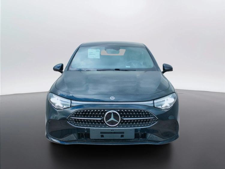 2 - Mercedes-Benz CLA 180