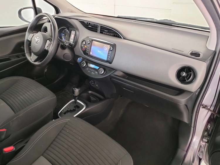 12 - Toyota Yaris Yaris 5p 1.5h Active my18